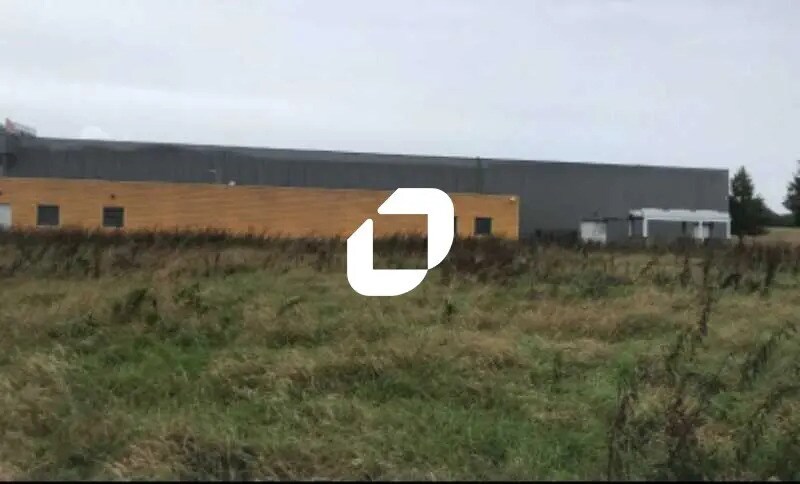 Flex in Chaumont-en-Vexin for lease - Building Photo - Image 3 of 8