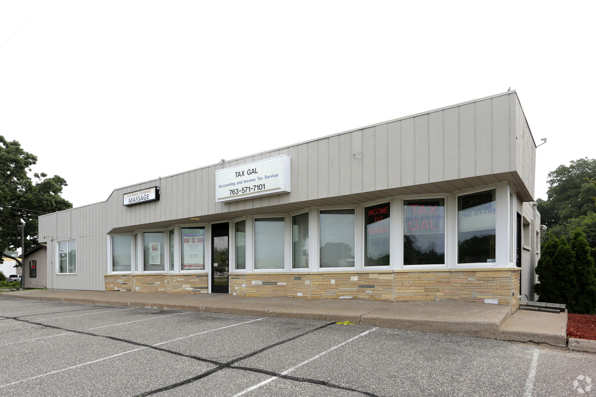 7101-7103 NE Highway 65, Fridley, MN for lease Primary Photo- Image 1 of 17