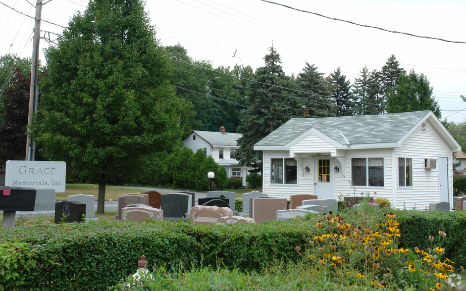 1361 Central Ave, Albany, NY for sale - Primary Photo - Image 1 of 2