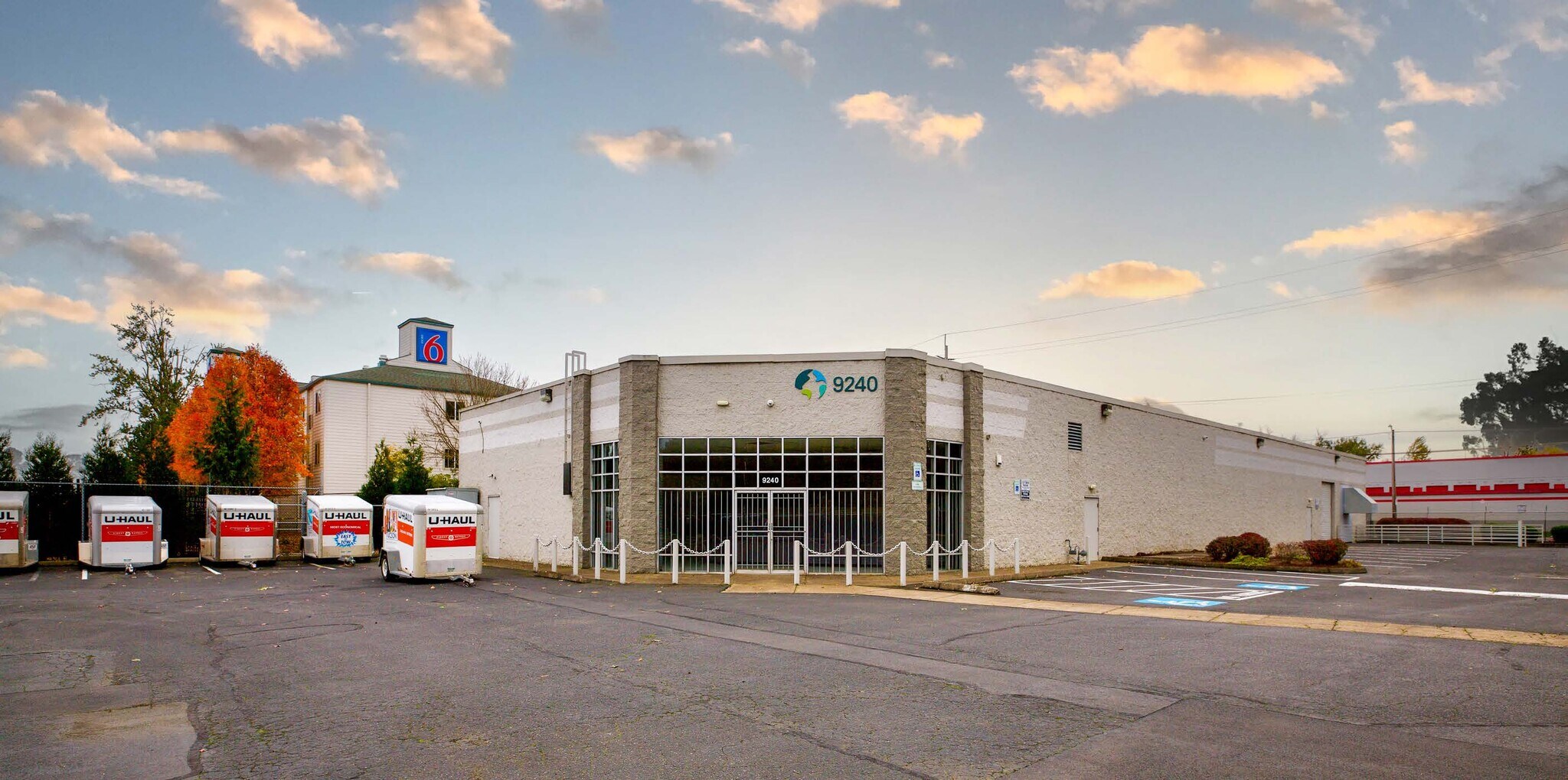 9240 N Whitaker Rd, Portland, OR for lease Primary Photo- Image 1 of 3