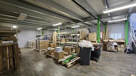 Flex in Wasquehal for lease - Interior Photo - Image 3 of 9