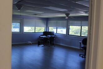 3321 Doris Ave, Ocean, NJ for lease Interior Photo- Image 2 of 10