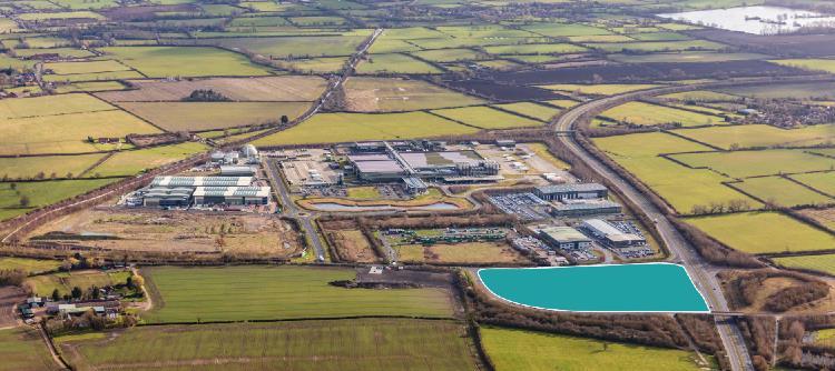 College Rd, Aylesbury for sale Primary Photo- Image 1 of 1