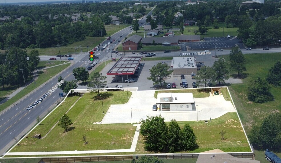 1607 W New Hope Rd, Rogers, AR for sale - Building Photo - Image 3 of 8