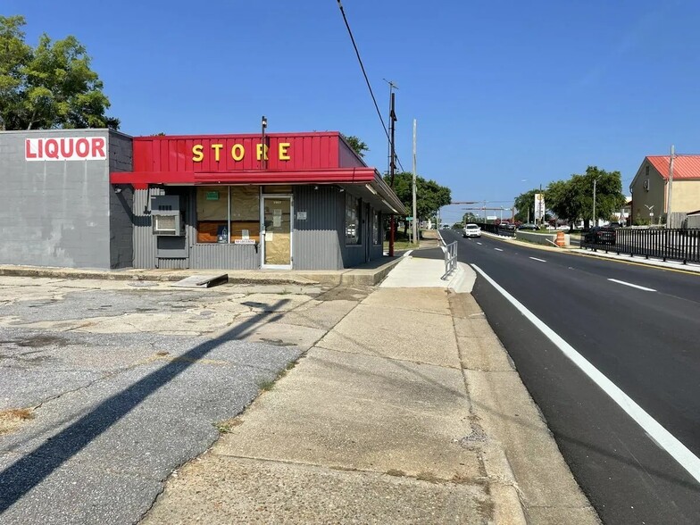 1917 Cervantes St, Pensacola, FL for lease - Building Photo - Image 1 of 11