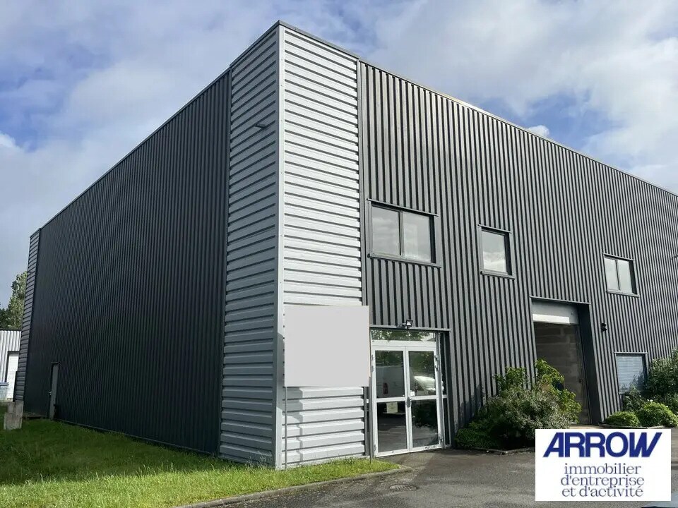 Flex in LES SORINIÈRES for lease Building Photo- Image 1 of 7