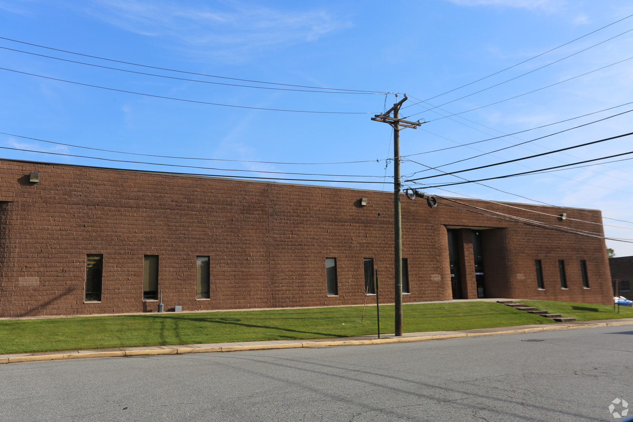 255-275 Cox St, Roselle, NJ for sale Building Photo- Image 1 of 1