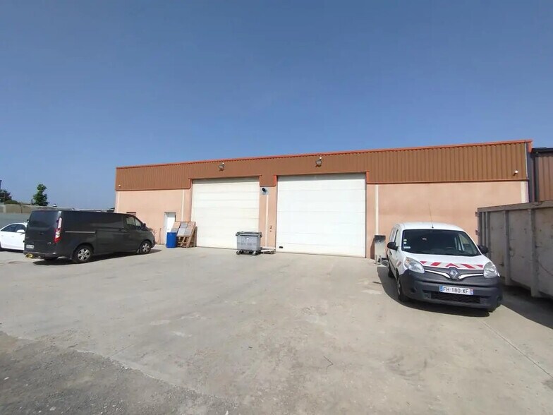 Office in Gagnac-sur-Garonne for lease - Building Photo - Image 1 of 7