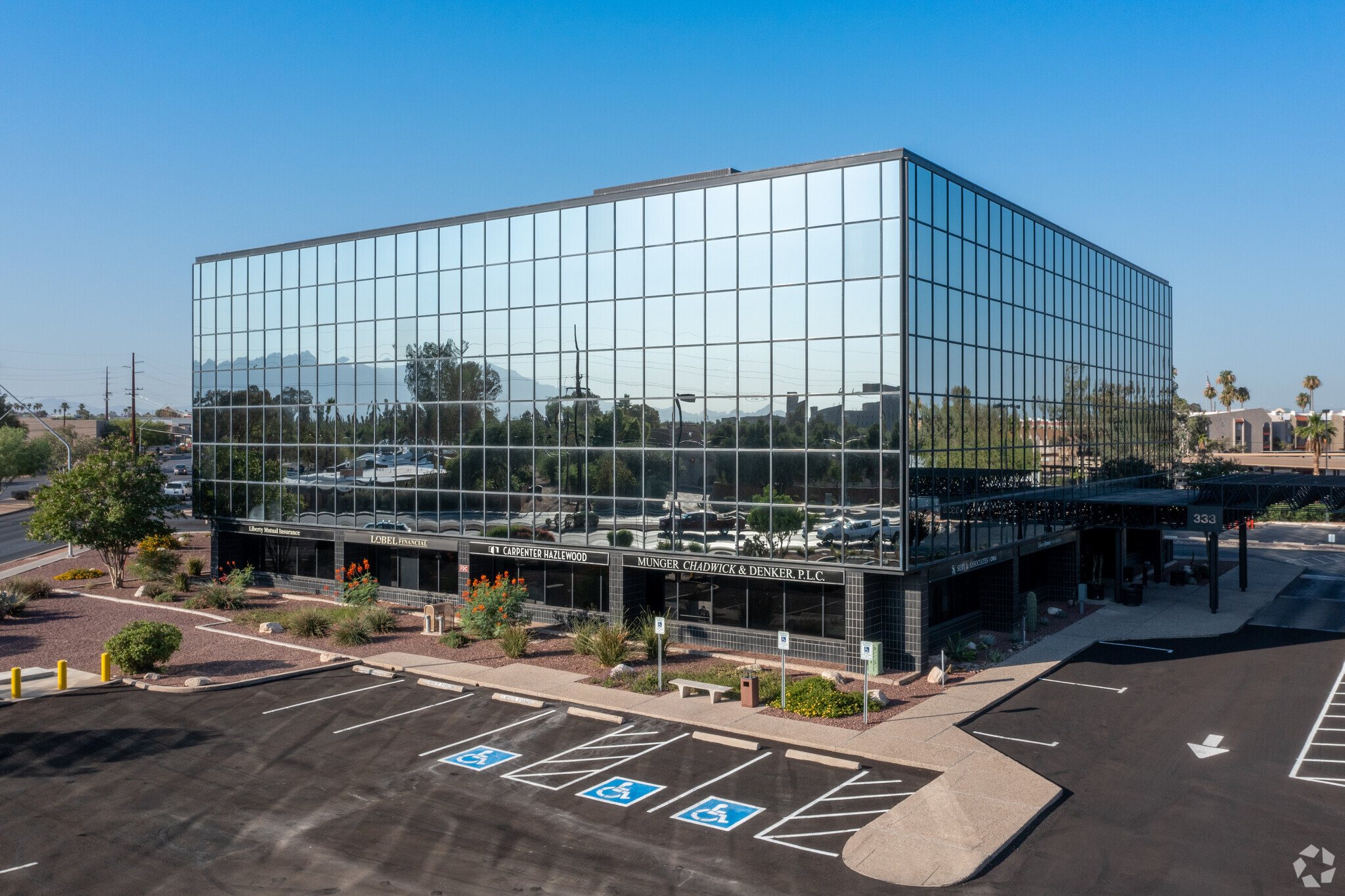 333 N Wilmot Rd, Tucson, AZ for lease Building Photo- Image 1 of 6