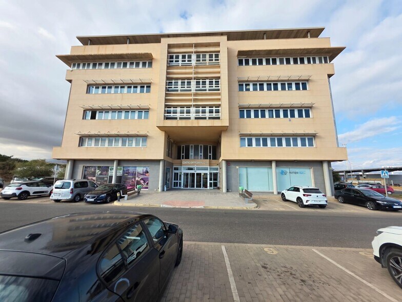 Office in El Ejido for lease - Building Photo - Image 3 of 9