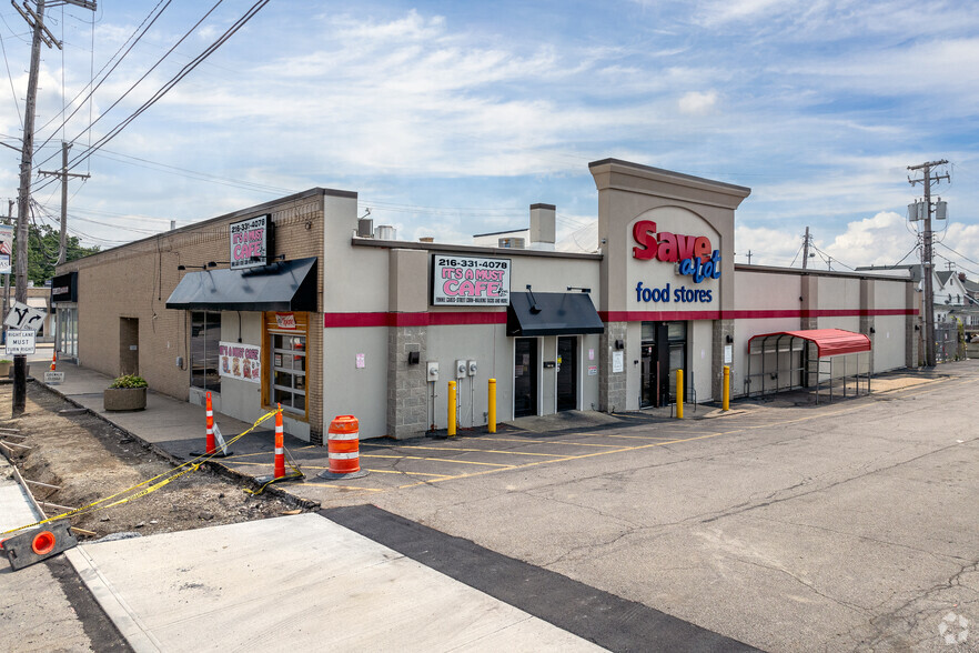 4790-4802 Turney Rd, Garfield Heights, OH for lease - Building Photo - Image 3 of 9