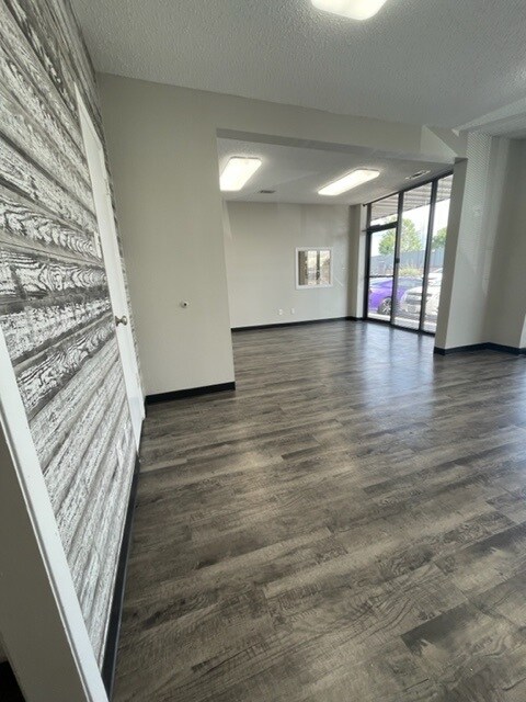 8101 Cameron Rd, Austin, TX for sale Building Photo- Image 1 of 1