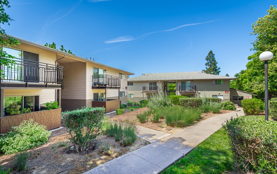 5101 Hackberry Ln, Sacramento, CA for sale - Building Photo - Image 1 of 1