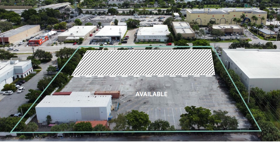 451 SW 12th Ave, Pompano Beach, FL for lease - Building Photo - Image 1 of 3