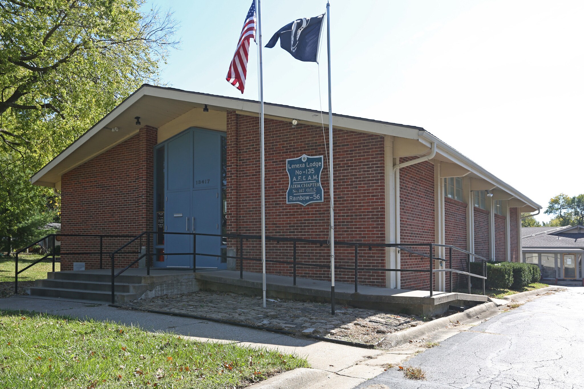 13417 W 94th St, Lenexa, KS for sale Primary Photo- Image 1 of 39