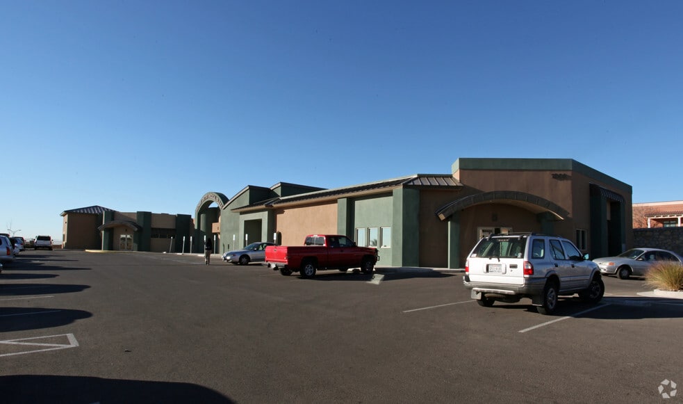 1393 Dieter Dr, El Paso, TX 79936 OfficeMedical Space for Lease
