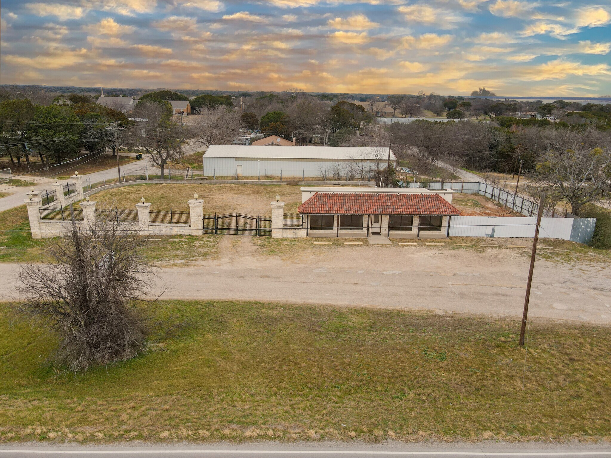 372 State Highway 22, Laguna Park, TX 76634 Lake Whitney Retail