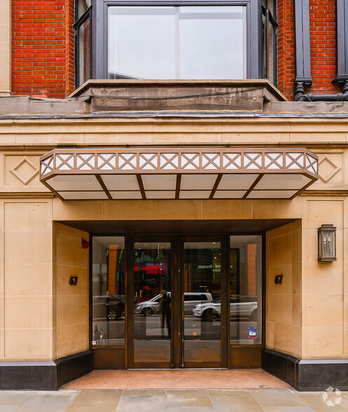 63-77 Brompton Rd, London for lease - Building Photo - Image 3 of 5