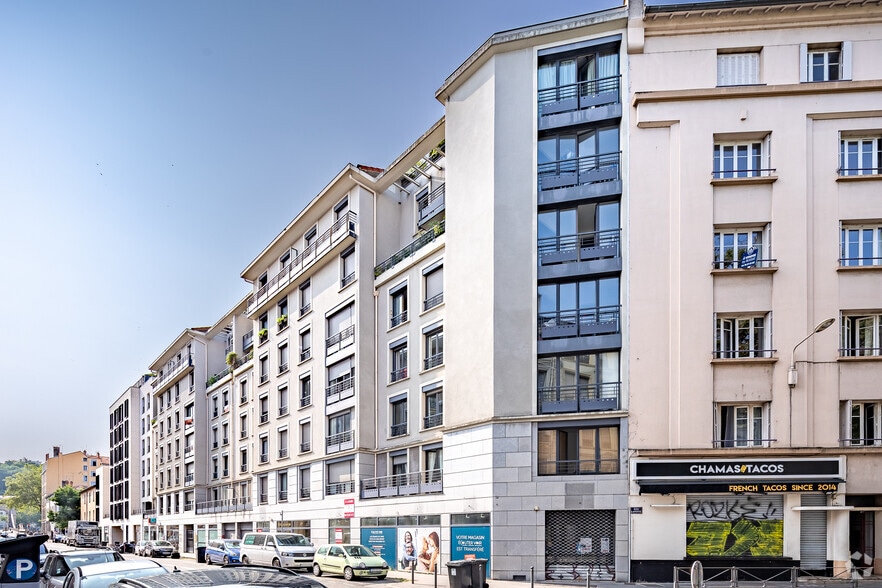 15-17 Rue Masaryk, Lyon for lease - Primary Photo - Image 1 of 2