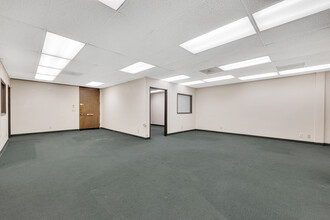 601 E Daily Dr, Camarillo, CA for lease Interior Photo- Image 2 of 7