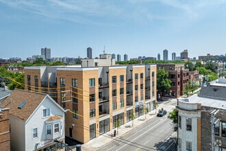 1138 W Belmont Ave, Chicago, IL - AERIAL map view