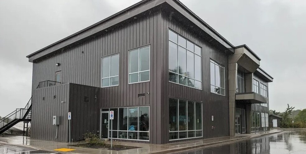 1485 Westbrook Rd, Kingston, ON for sale - Building Photo - Image 3 of 4