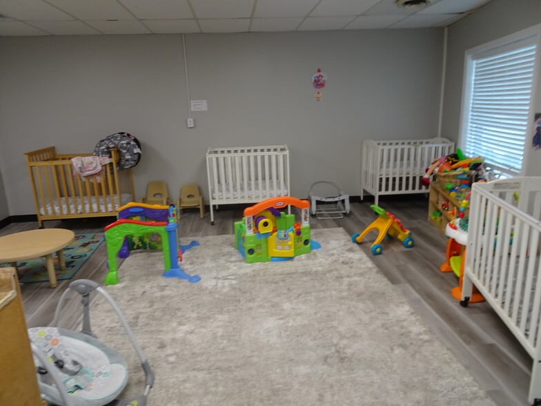 4223 Cane Run Rd, Louisville, KY for sale - Building Photo - Image 3 of 15