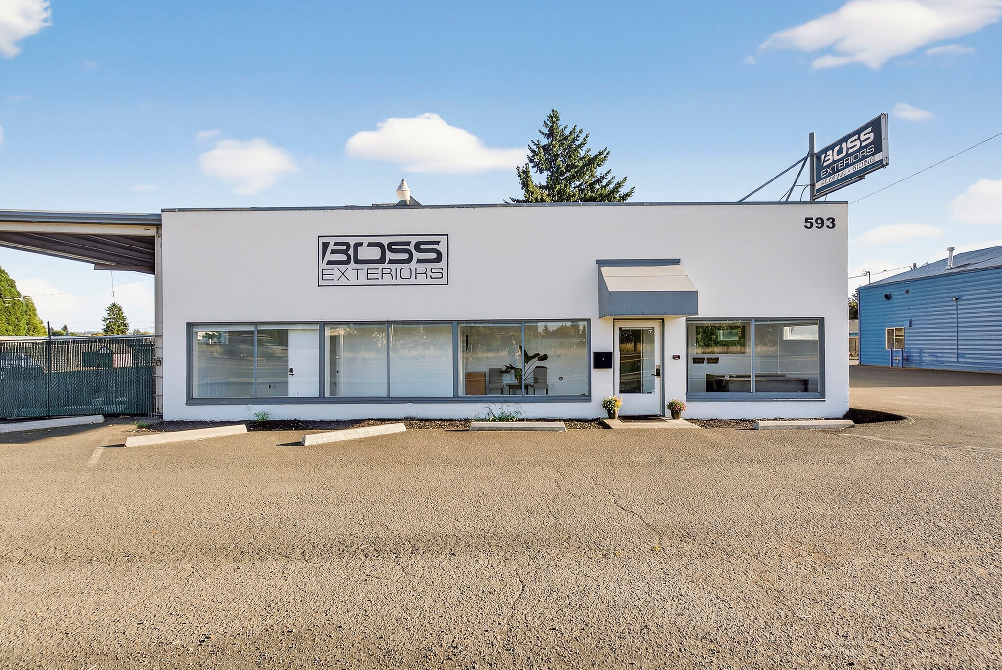 593 SE 1st Ave, Canby, OR for sale Building Photo- Image 1 of 1