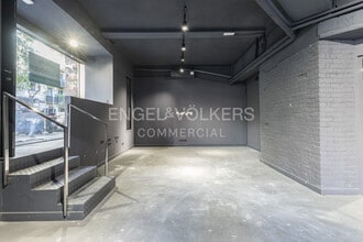 Office/Retail in Barcelona, Barcelona for lease Interior Photo- Image 2 of 24