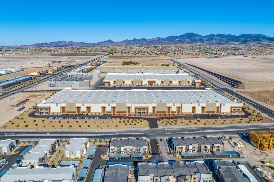 Volunteer & Paradise, Henderson, NV for lease - Aerial - Image 3 of 13