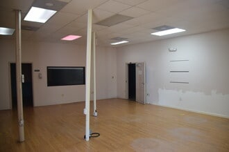 5600 N 115th Ave, Clearwater, FL for lease Building Photo- Image 2 of 9