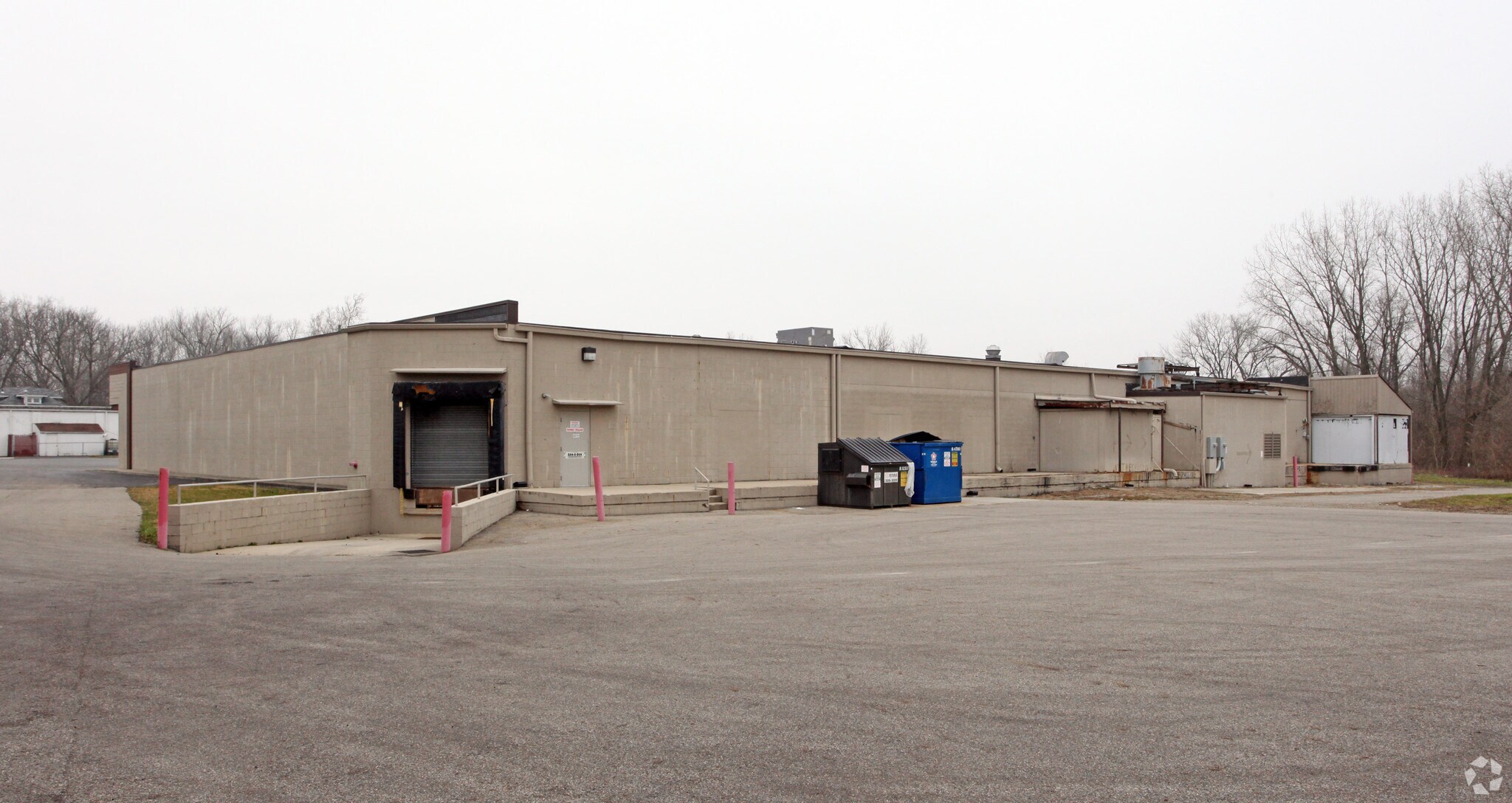 229275 E Main St, West Jefferson, OH 43162 West Jefferson Shopping