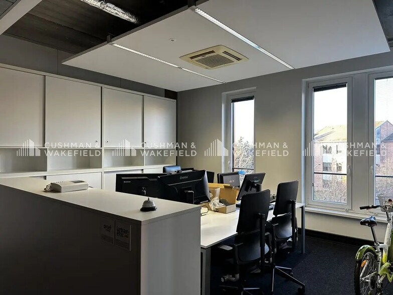 Office in Strasbourg for sale - Interior Photo - Image 2 of 11