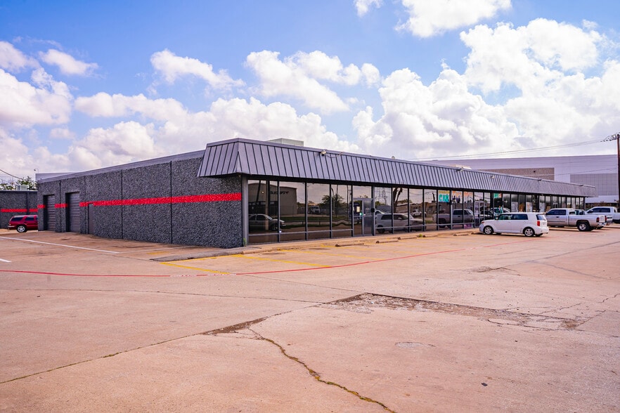 714 S Jupiter Rd, Garland, TX for lease - Building Photo - Image 3 of 10