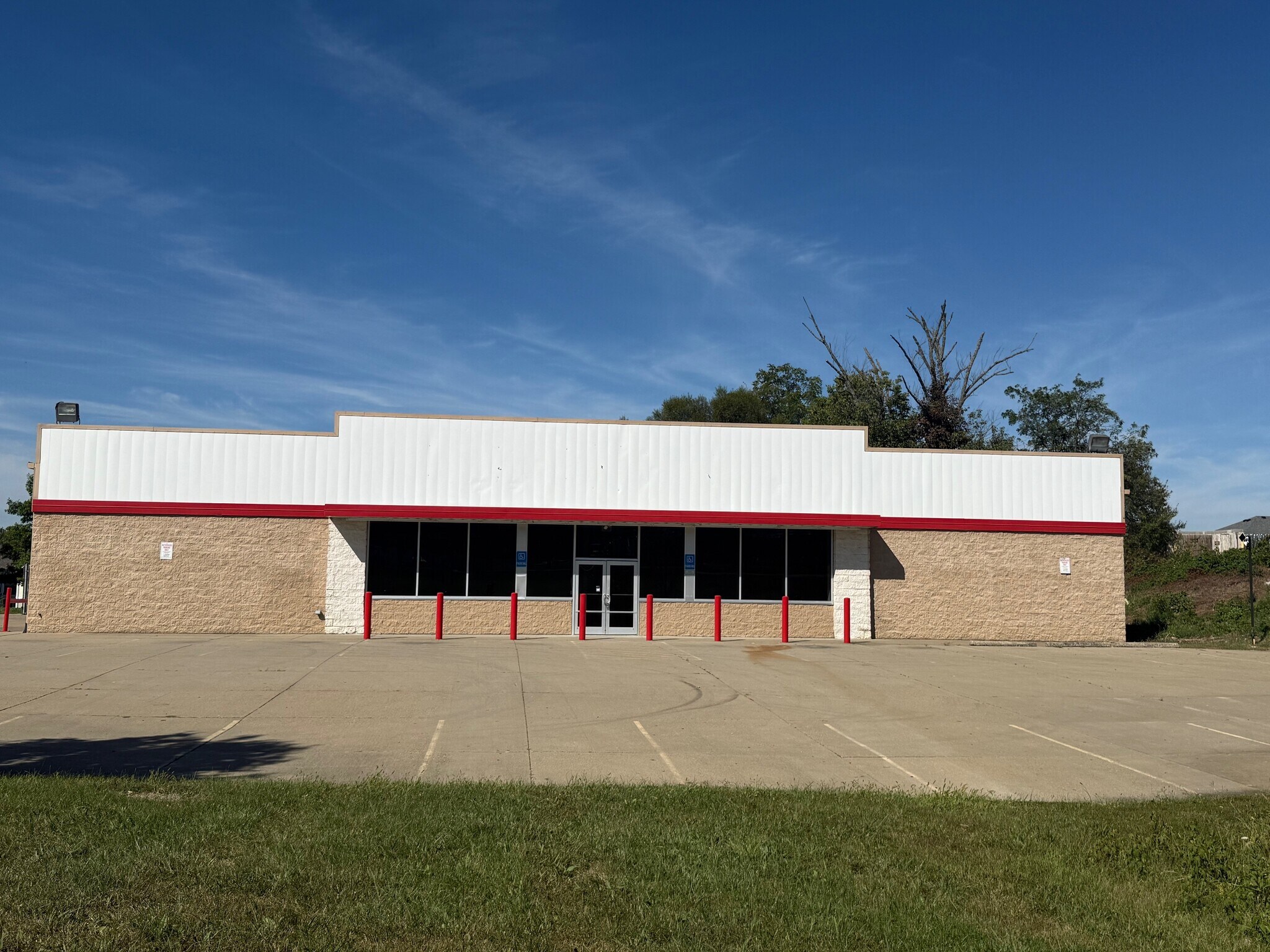 10255 Dixie Hwy, Florence, KY for lease Building Photo- Image 1 of 8