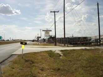 800 I 10 E, Seguin, TX for sale - Primary Photo - Image 1 of 1