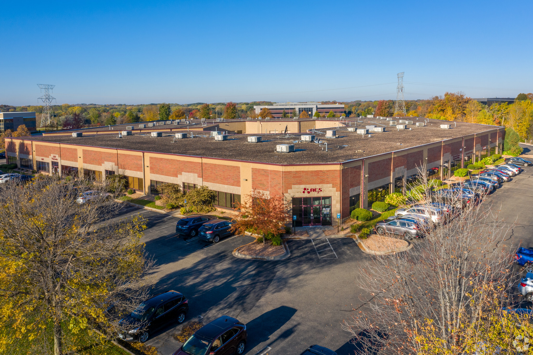 6901 E Fish Lake Rd, Maple Grove, MN for lease Building Photo- Image 1 of 6