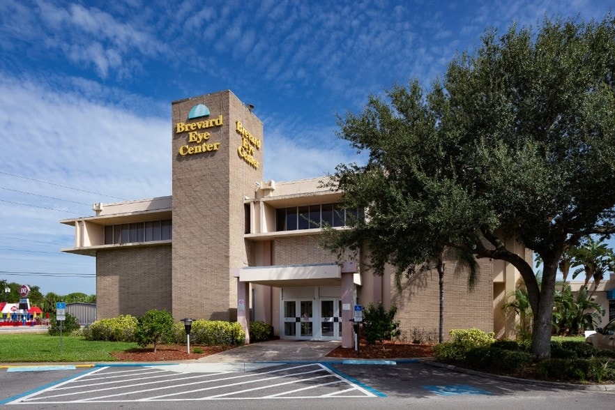 250 N Courtenay Pky, Merritt Island, FL for lease - Building Photo - Image 3 of 85