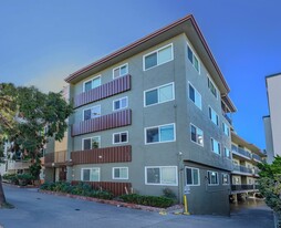 166 Athol Ave, Oakland CA - Parking Garage