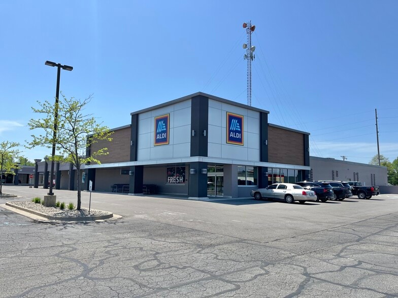 539 N Line St, Columbia City, IN for lease - Building Photo - Image 3 of 5