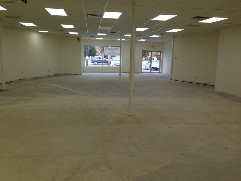 300 Rt-17, Paramus, NJ for lease - Interior Photo - Image 3 of 4