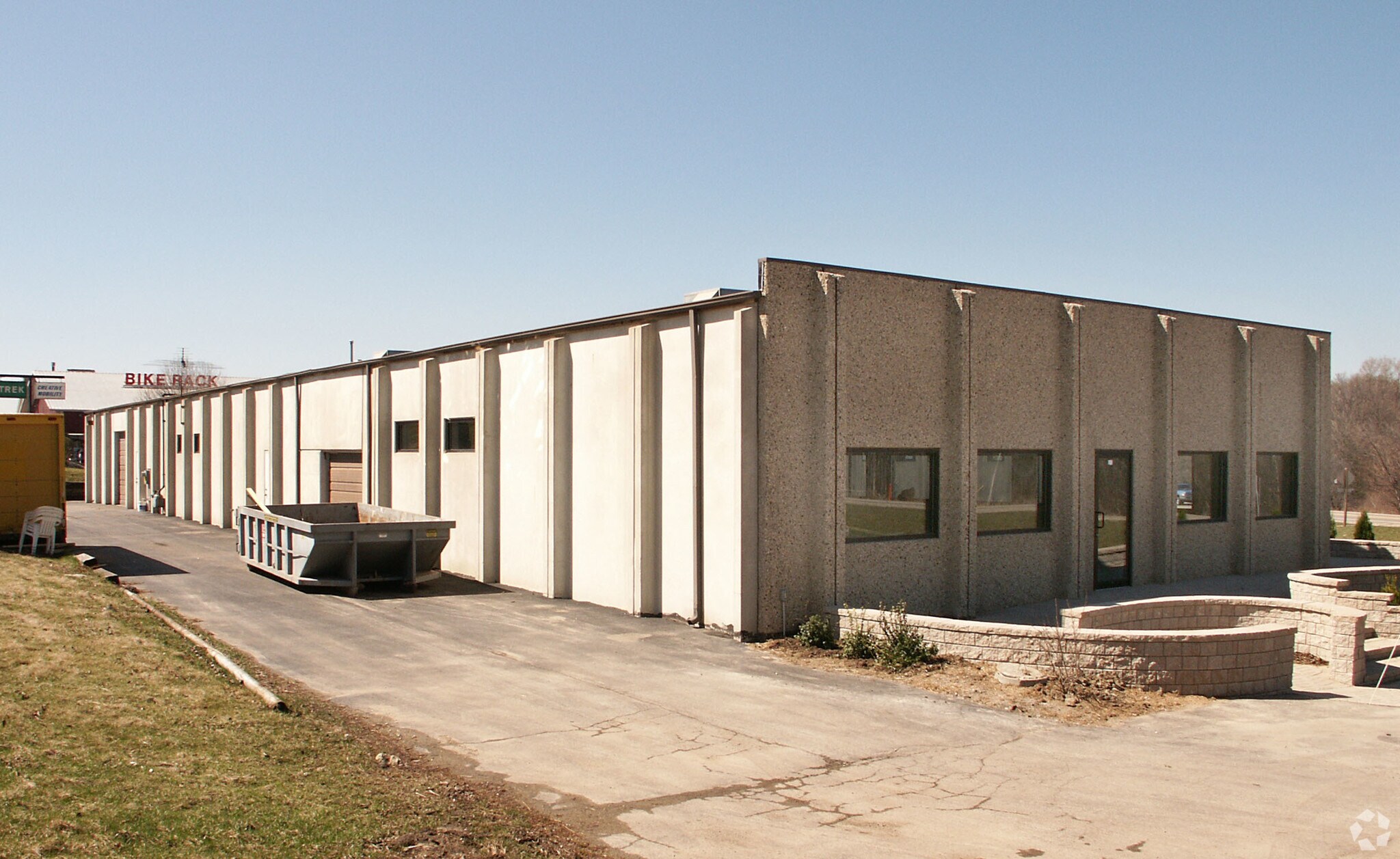 2901 W Main St, St Charles, IL 60175 - 2901 W Main | LoopNet