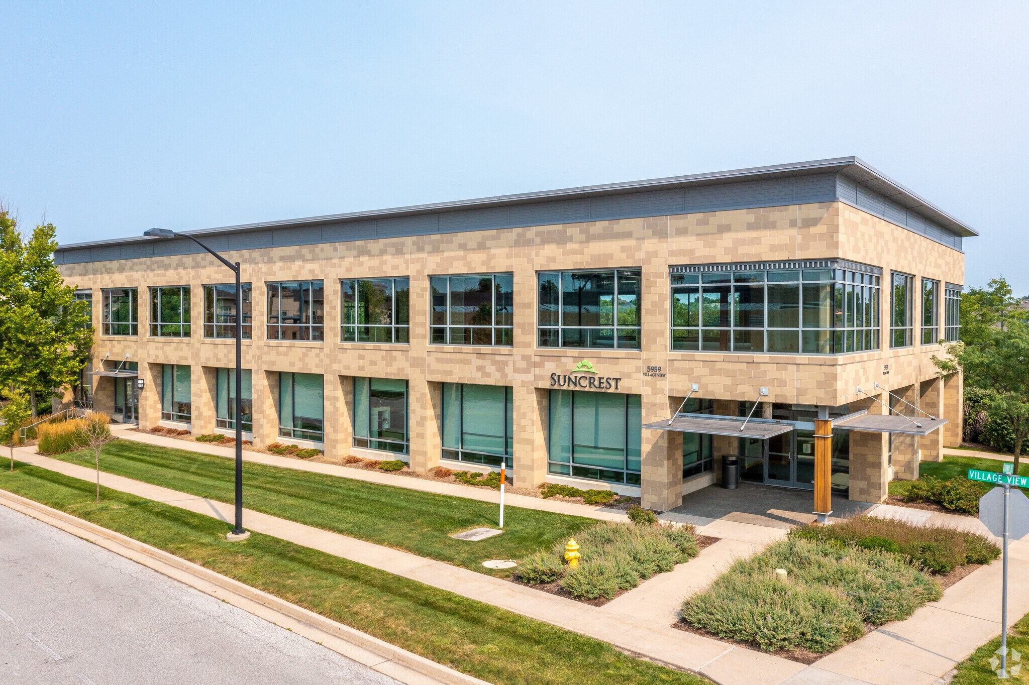 5959 Village View Dr, West Des Moines, IA for sale Building Photo- Image 1 of 1