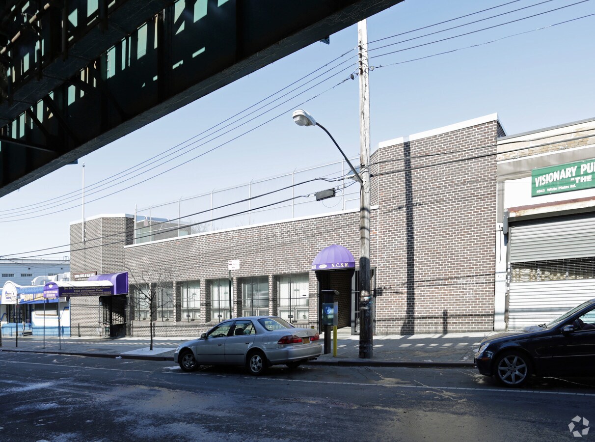 4035 White Plains Rd, Bronx, NY 10466