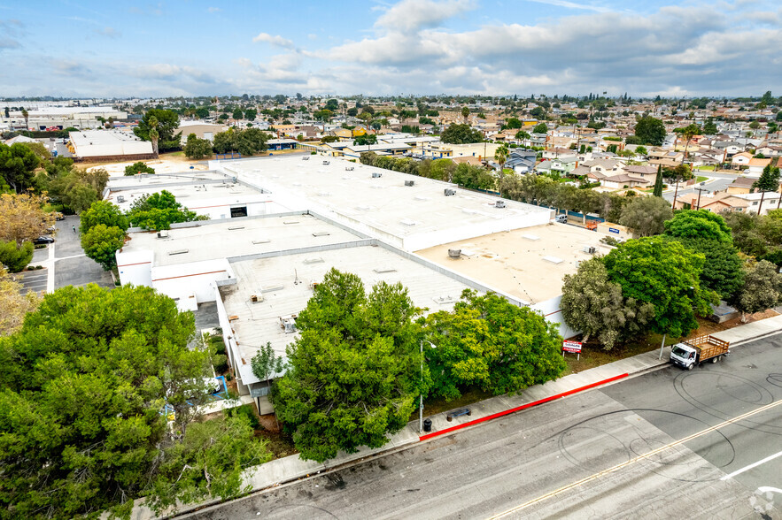 701-717 E Gardena Blvd, Carson, CA for sale - Building Photo - Image 3 of 3