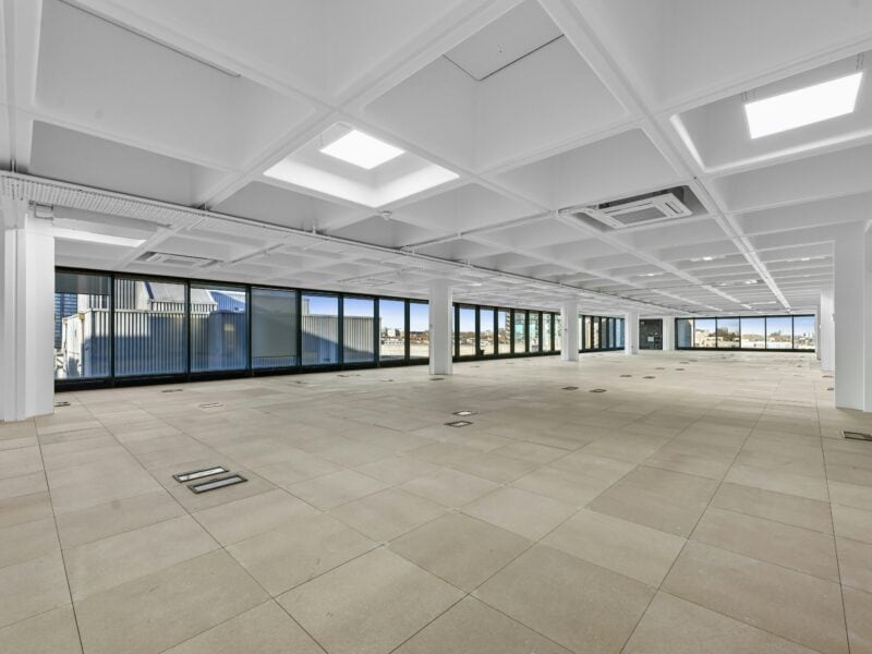 91 Brick Ln, London for lease Interior Photo- Image 1 of 4