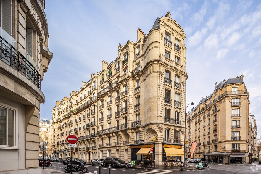 9 Rue Du Général De Castelnau, Paris for lease - Building Photo - Image 2 of 5