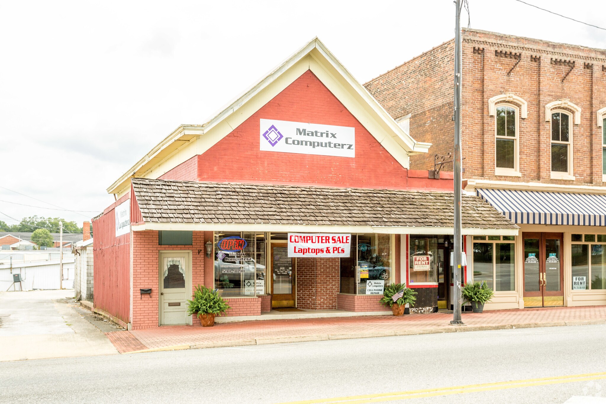 206 N Main St, Franklin, KY for sale Primary Photo- Image 1 of 1