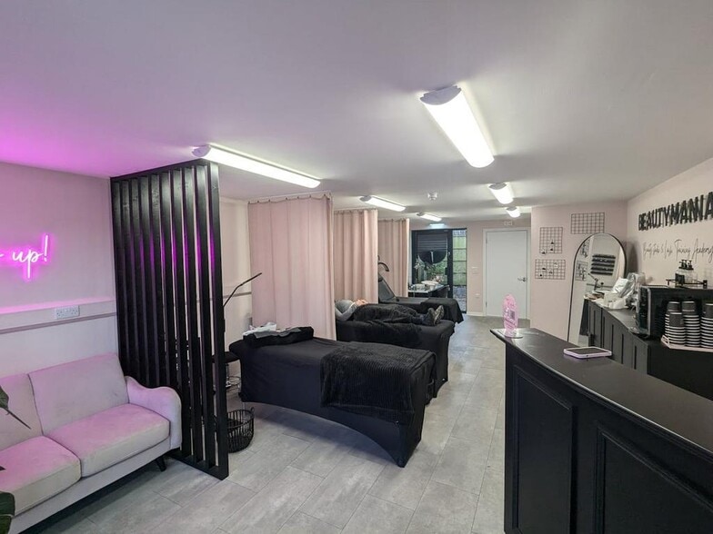 12 Ladymead, Guildford for lease - Building Photo - Image 3 of 3