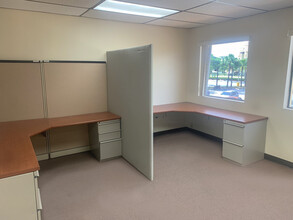 5500 W Oakland Park Blvd, Lauderhill, FL for lease Interior Photo- Image 2 of 4